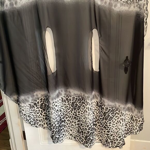 Gena polyester chiffon black & white wrap scarf - Picture 8 of 10